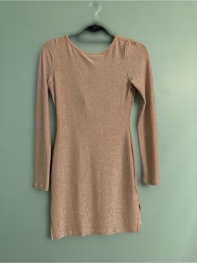 Sparkle Long-Sleeve Backless Mini Dress in Champagne